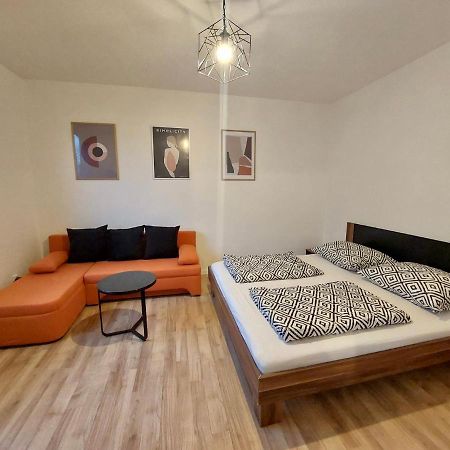 Utulny Apartman V Centre Bb 반스카비스트리카 외부 사진