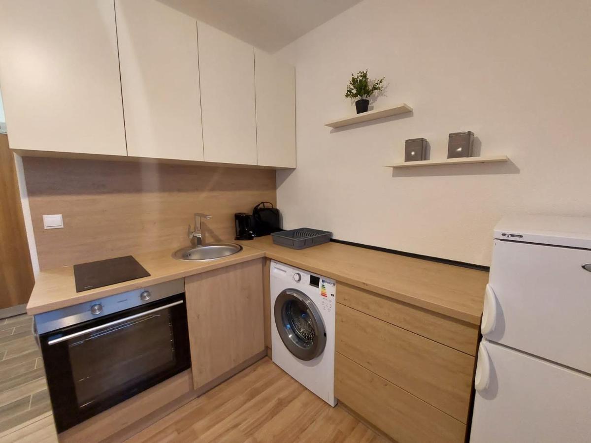 Utulny Apartman V Centre Bb 반스카비스트리카 외부 사진